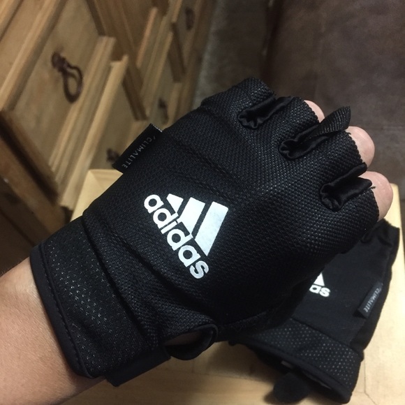 workout gloves adidas